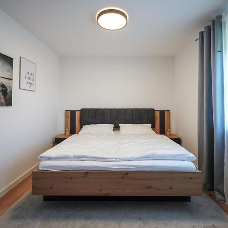 Ferienwohnung "Wie Dahoam" Chieming Extérieur photo